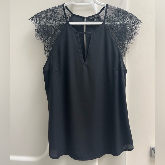 Dynamite Lace sleeve Blouse - Picture 1 of 5
